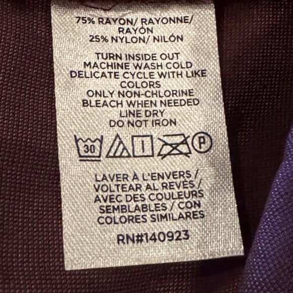 NWT LOFT Crushed Velvet Pleated Ankle Pants – Burgundy – Petite 6P - Picture 4 of 9